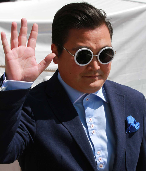 Gia mao Psy de tham du lien hoan phim Cannes