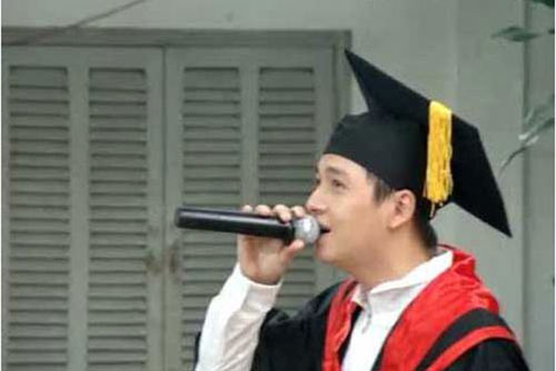 Sao Viet nhi nhanh, hon nhien tuoi hoc tro