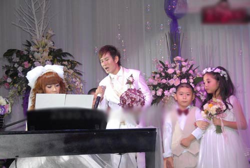 Nhung man song ca an tuong cua 4 cap vo chong dep trong showbiz Viet