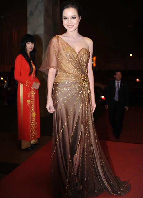 Cach giu hinh anh dep cua 5 my nu trong showbiz Viet