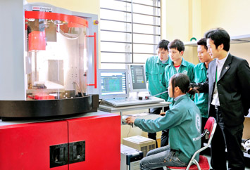 Khong thua nhan yeu kem, nhieu truong day nghe tranh ne kiem dinh