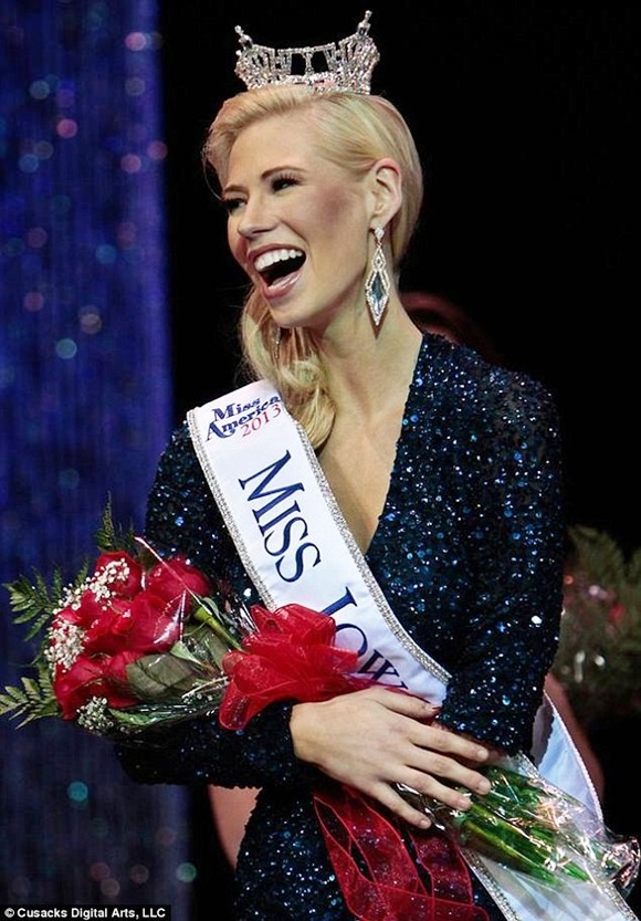 Người đẹp cụt tay đăng quang Hoa hậu tại Mỹ