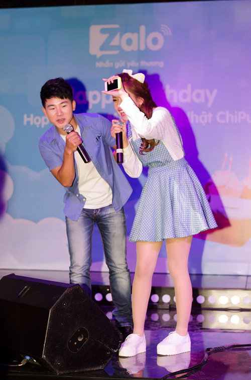 Chi Pu hanh phuc don sinh nhat cung fan