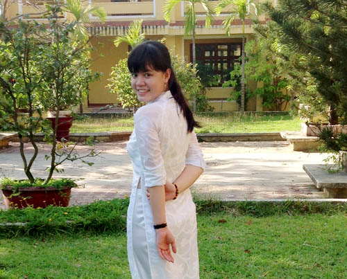 Bi kip lam bai thi cua cac nu sinh thu khoa tot nghiep