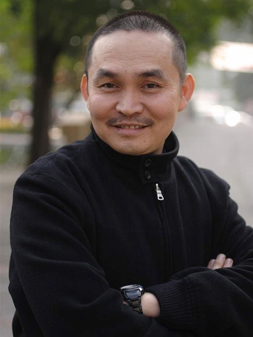 Ngam Xuan Hinh rang ro thoi trai tre