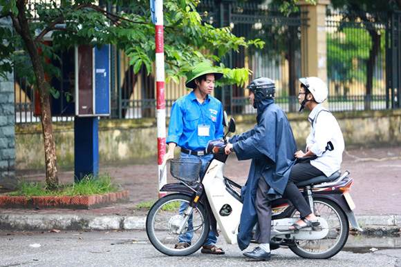 Sáng nay thí sinh làm thủ tục thi ĐH đợt 1