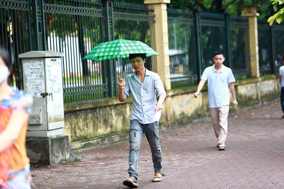 Sáng nay thí sinh làm thủ tục thi ĐH đợt 1
