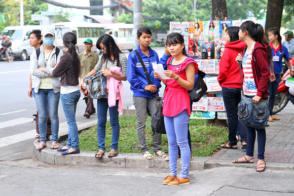 Sáng nay thí sinh làm thủ tục thi ĐH đợt 1