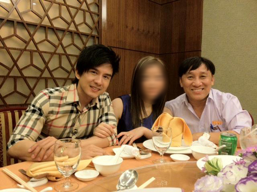 Dan Truong bi fan nu to no tien ty