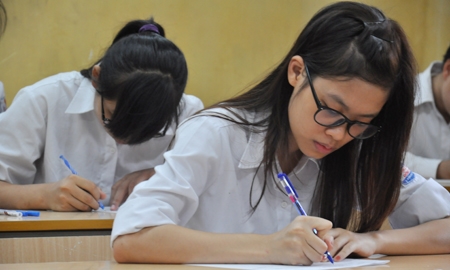 Phó chủ tịch nước, Nguyễn Thị Doan, bỏ thi tốt nghiệp THPT, Bộ Giáo dục