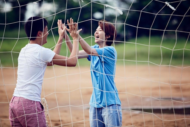 Lo anh hau truong nhang nhit cua cap doi \