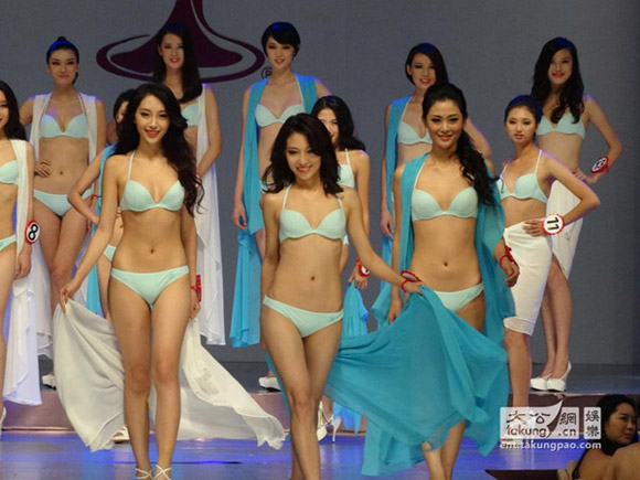 Hoa hậu Hoàn vũ Trung Quốc bị chê tơi tả