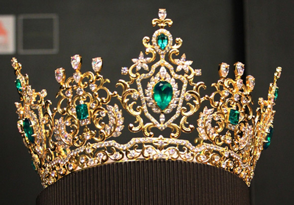 Trương Thị May liên tục trong top bình chọn của Miss Universe 2013