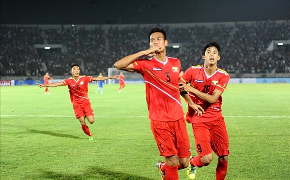 U23 Myanmar 3-0 U23 Campuchia: Chu nha khoi dau suon se