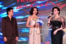 Siêu mẫu Thanh Hằng đoạt giải Mỹ nhân của năm 2013