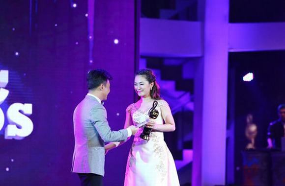 giaithuongmvcuanam8