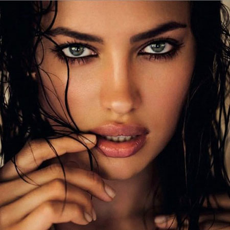 Người mẫu Nga Irina Shayk xếp vị trí thú hai. Cô cũng nổi tiếng