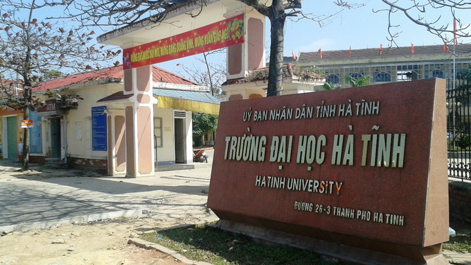 Dai hoc Ha Tinh dung tuyen sinh 14 nganh nam 2014