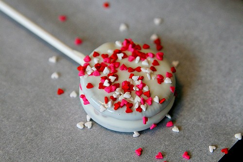 cách làm socola Valentine, bánh Oreo, lễ Tình nhân, quà tặng Valentine, kẹo trái tim, socola trắng