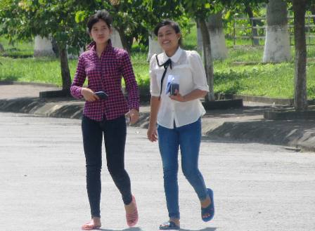 Mon Toan khoi B,D: thi sinh phan khoi ra ve som
