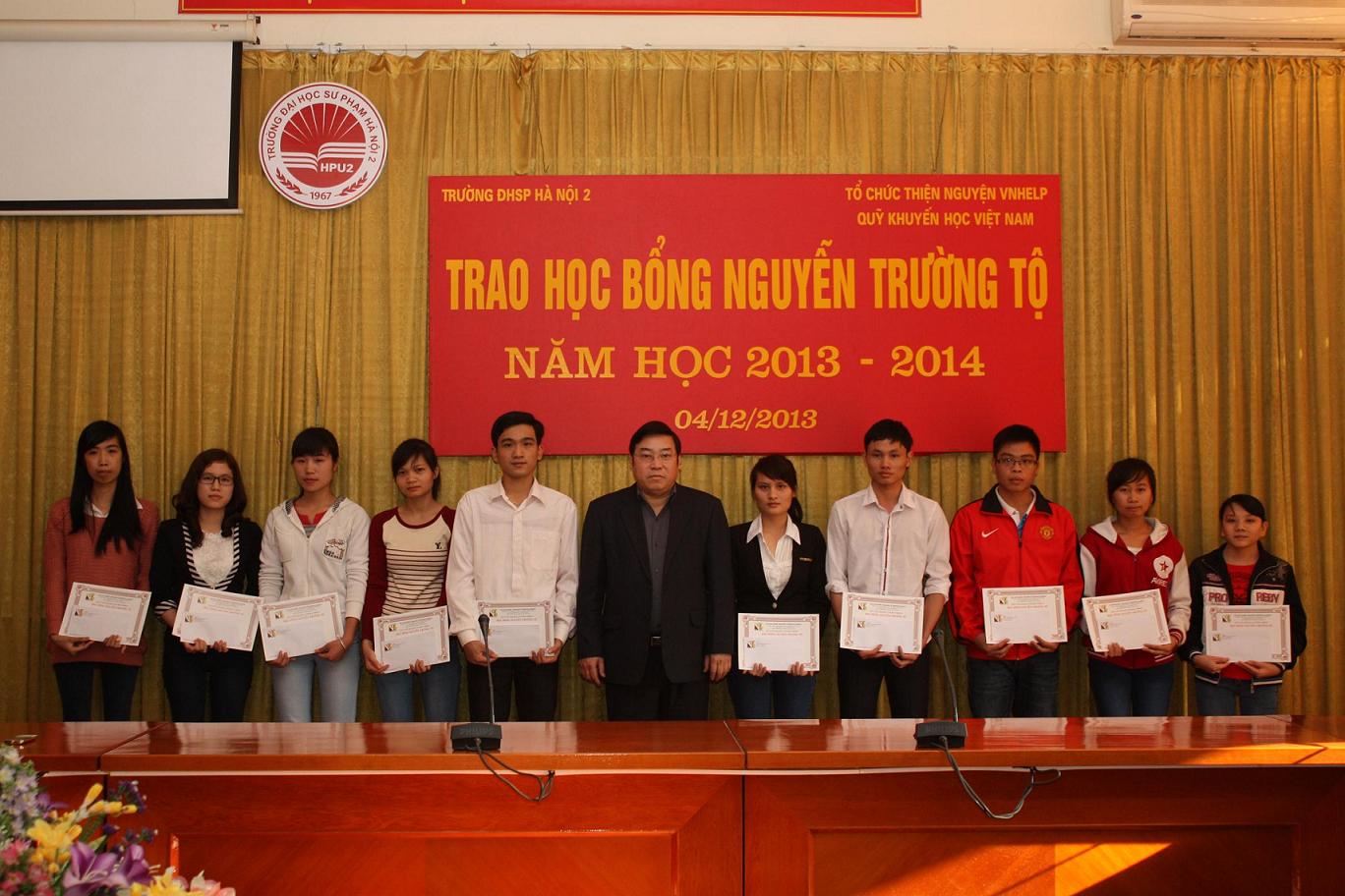 Dai hoc Quoc gia Ha Noi xet tuyen hoc bong Nguyen Truong To nam 2014 - 2015