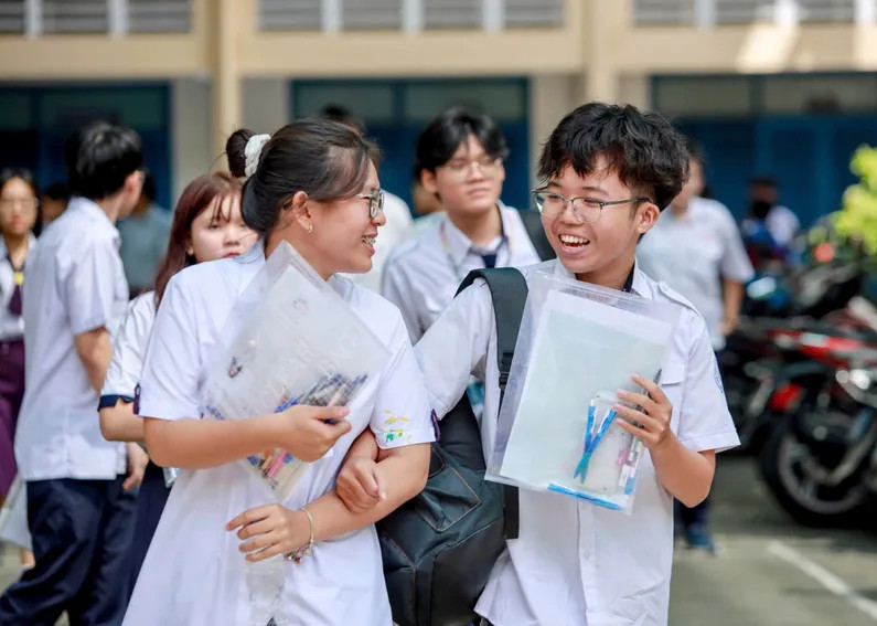 Bộ GD công bố Điểm sàn khối ngành sức khỏe, giáo viên 2025
