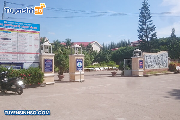 Trường Cao Đẳng Bình Định